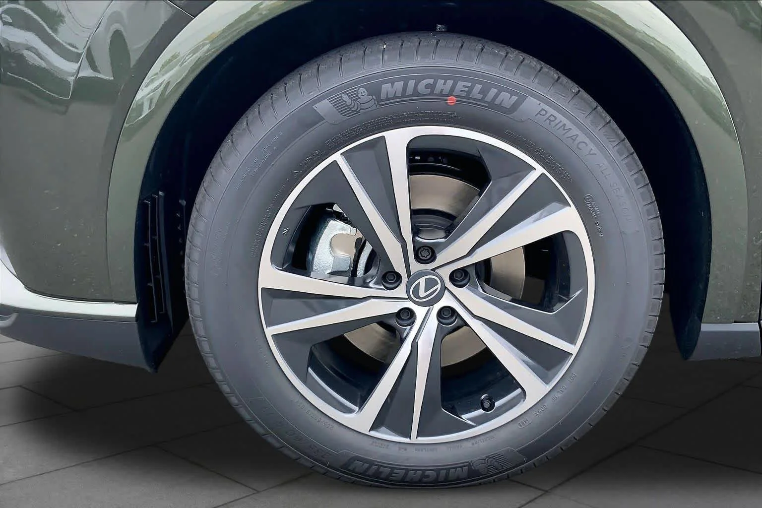 New 2026 Nori Green Pearl Lexus PREMIUM image 11