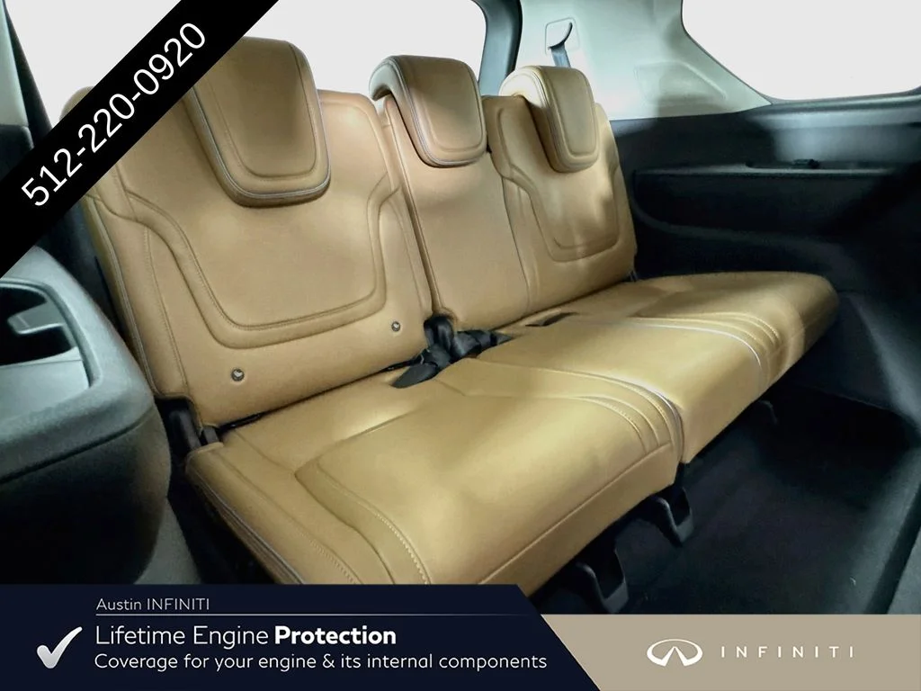 New 2027 White INFINITI LUXE image 37