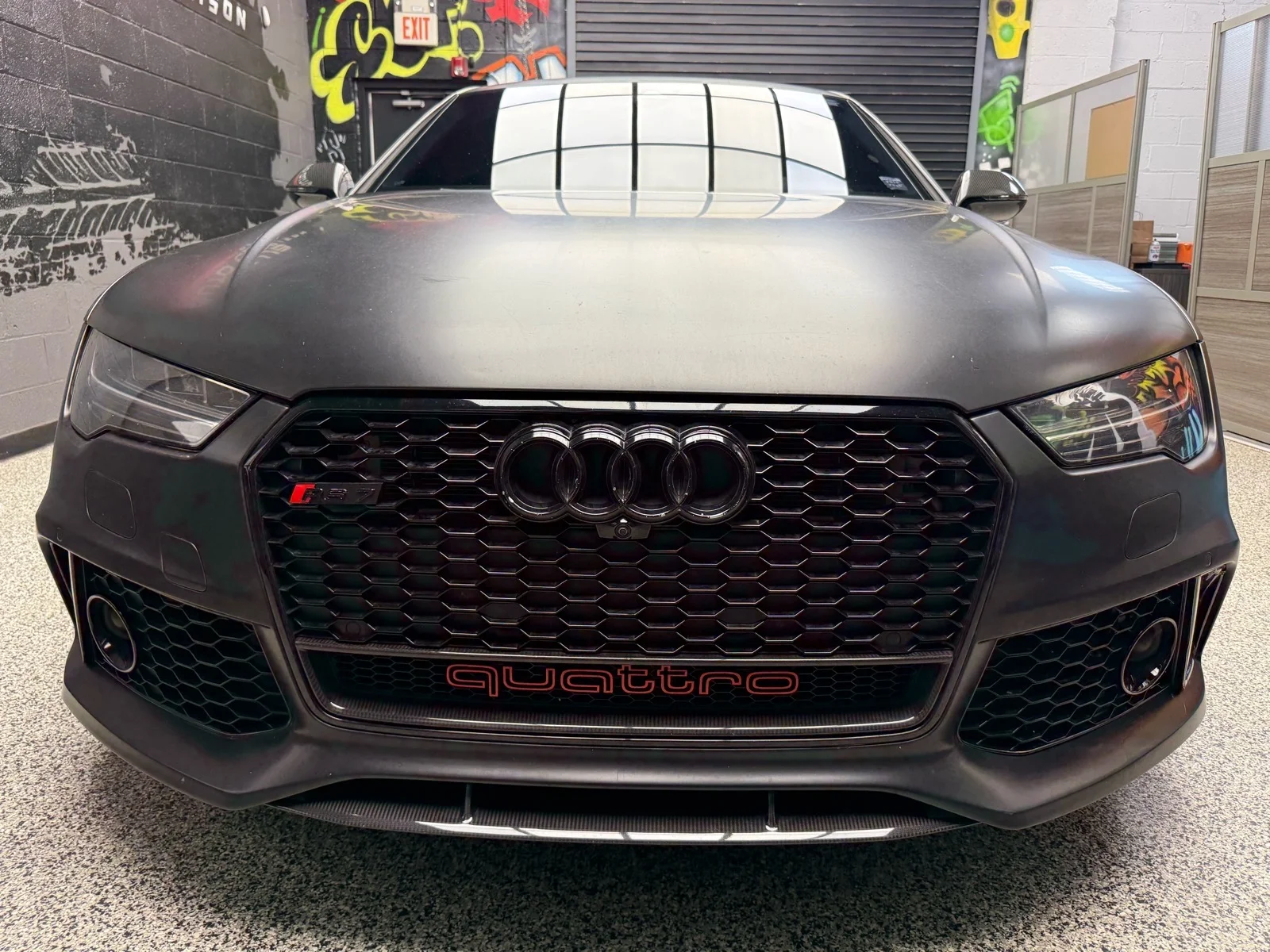 Used 2018 Black Audi 4.0T quattro performance image 2