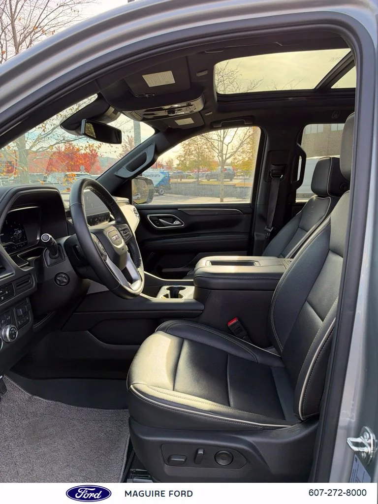 Used 2024 Sterling Metallic GMC SLT image 11