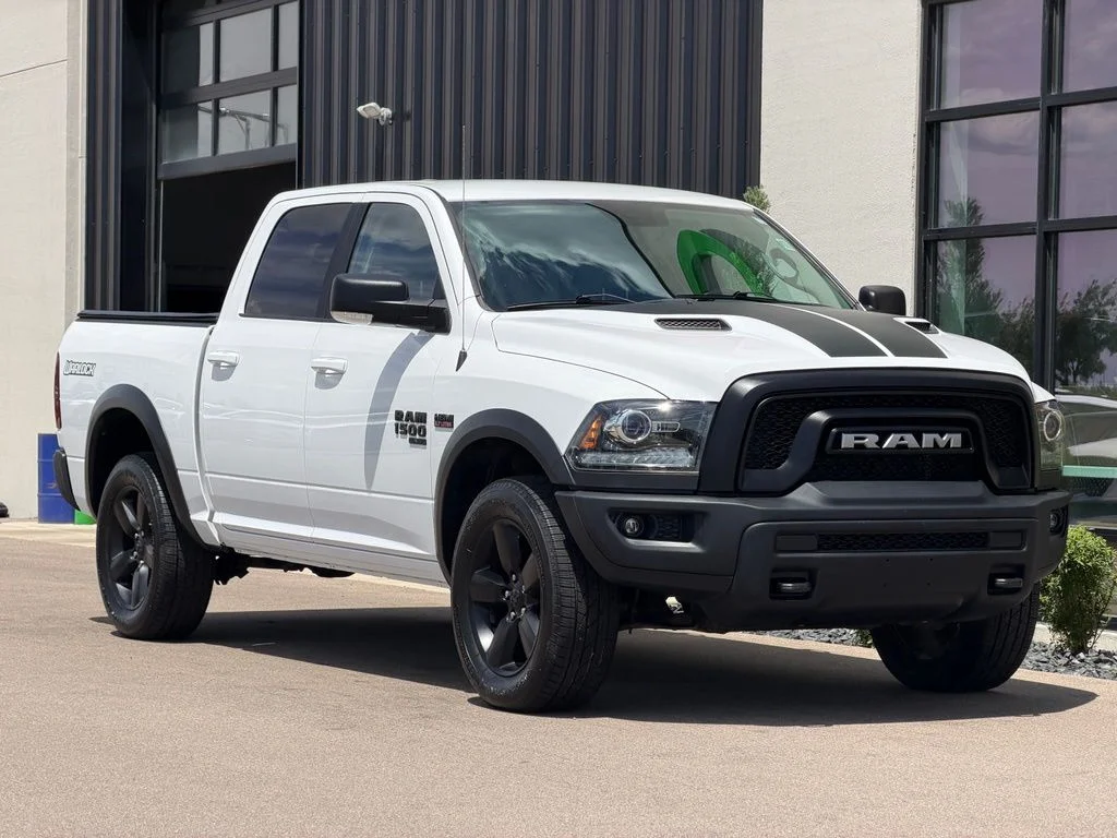 Used 2019 White Ram Warlock image 4