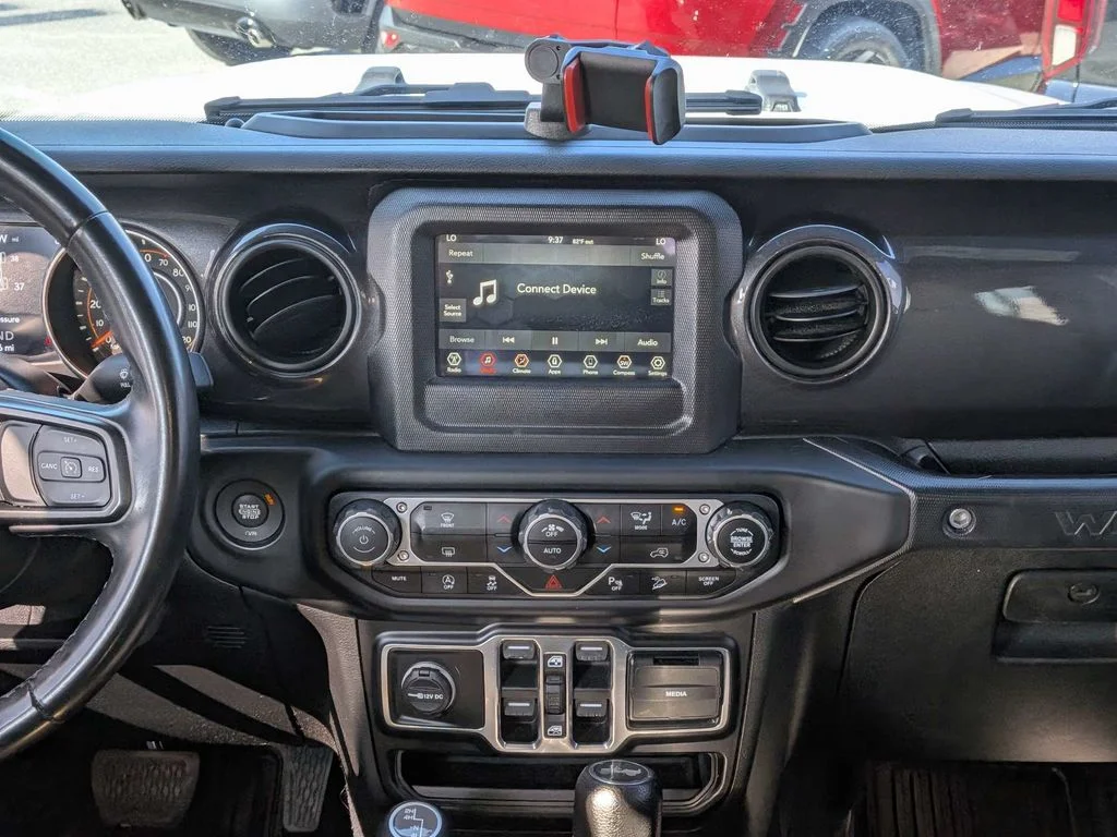 Used 2020 White Jeep Unlimited Sport image 16