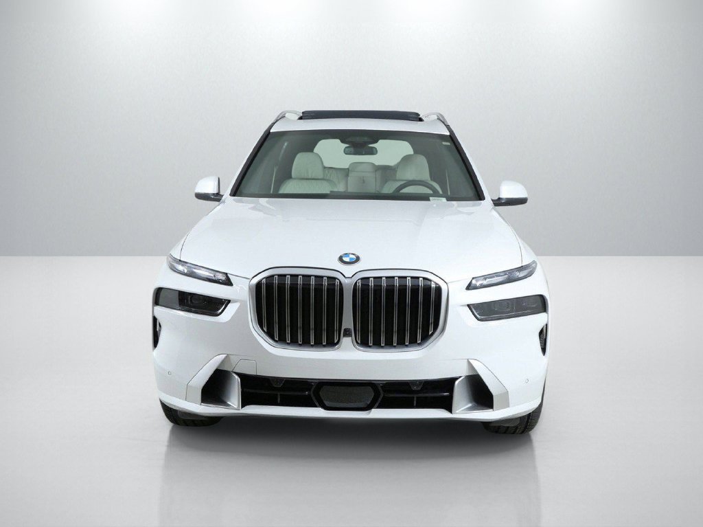 Used 2027 Mineral White Metallic BMW xDrive40i image 3
