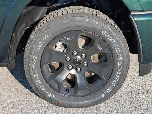 New 2026 Serrano-Green Metallic Exterior Paint RAM BIG HORN image 8