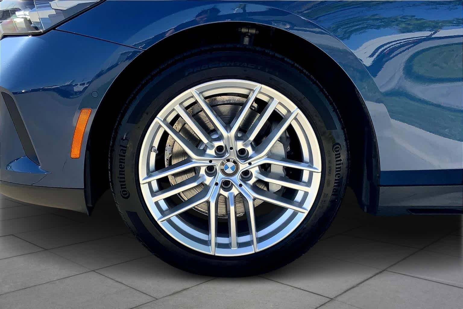 Used 2024 Phytonic Blue Metallic BMW 530i image 10