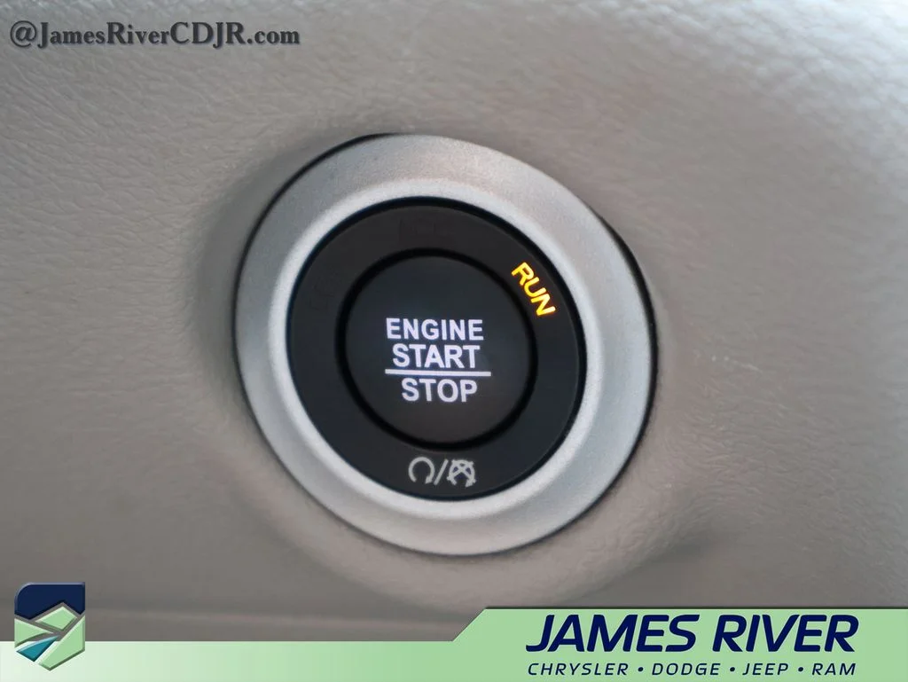 Used 2023 White Chrysler LX image 32