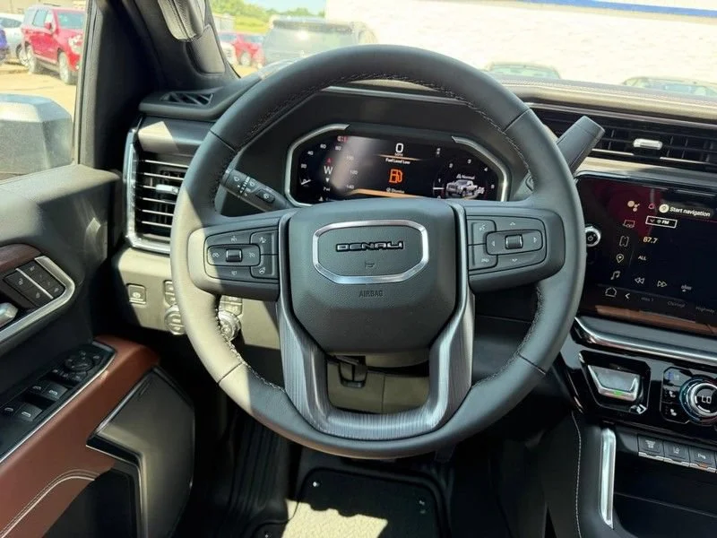 2026 GMC Sierra 2500HD Denali Ultimate - Photo 10