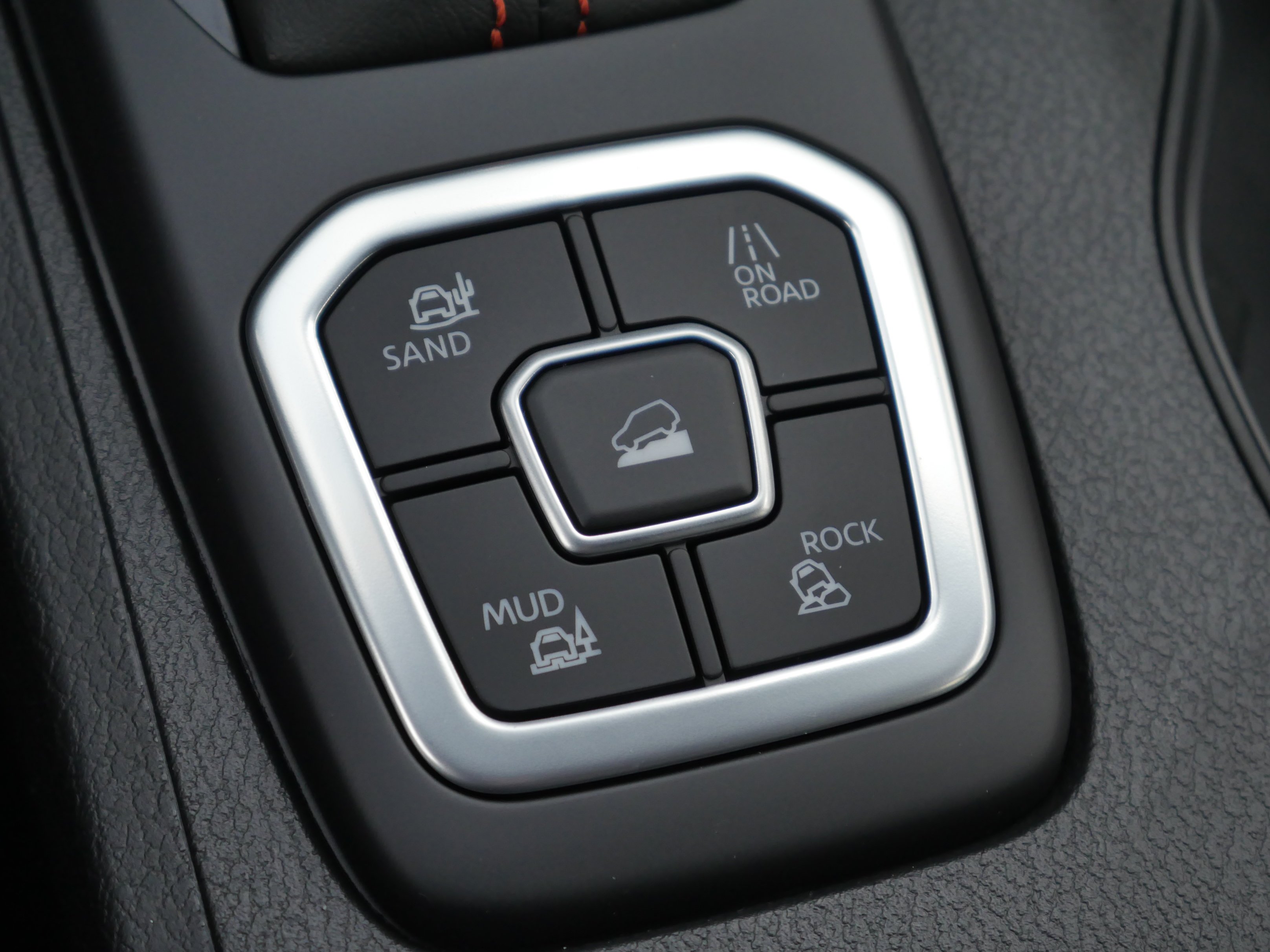 2026 Nissan Frontier PRO-4X - Photo 16