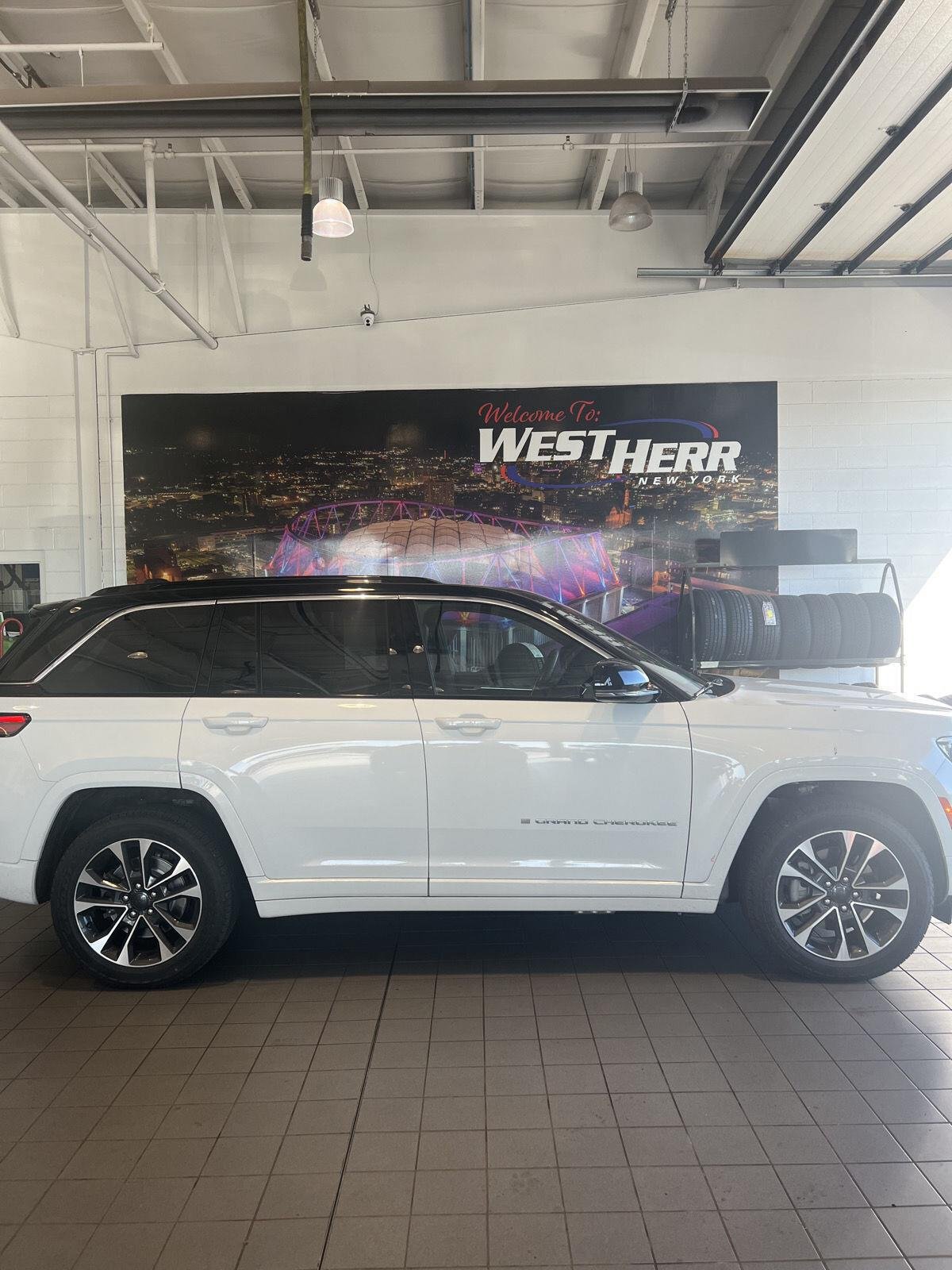 Used 2024 Bright White Clearcoat Jeep Overland image 40