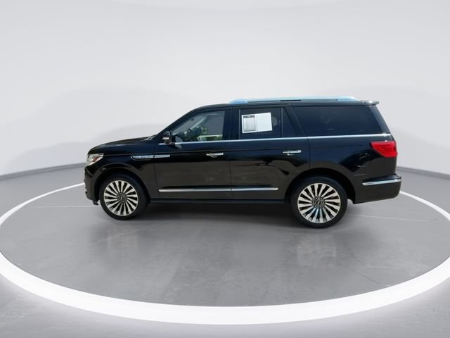 Used 2019 Black Lincoln Reserve image 5