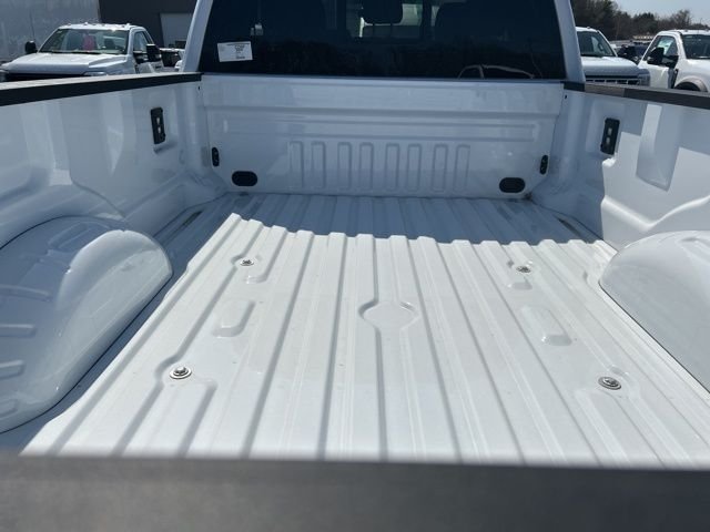 New 2026 White Ford XLT image 8