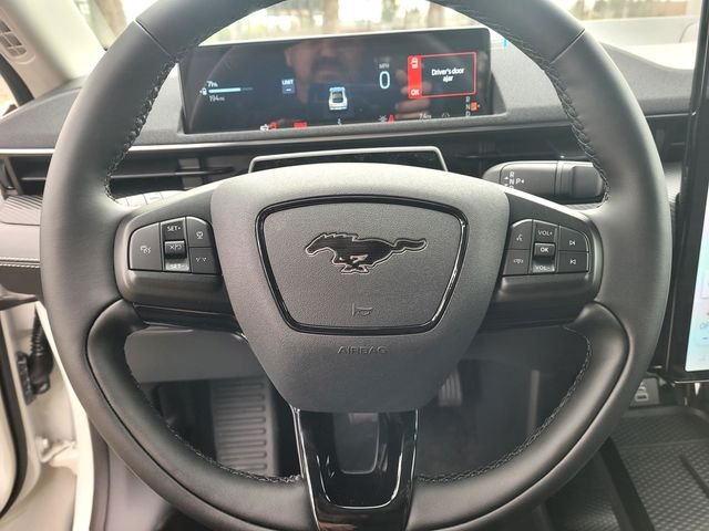New 2026 White Ford Select image 20
