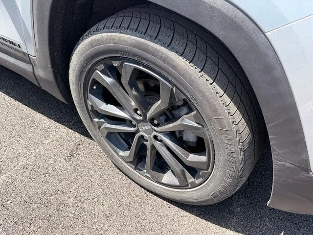 Used 2020 Silver GMC SLE image 6