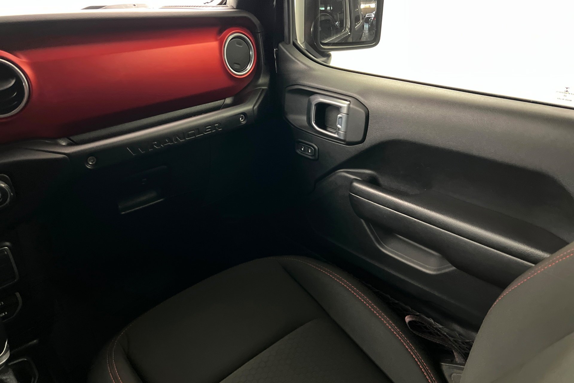 2021 Jeep Wrangler Rubicon - Photo 11