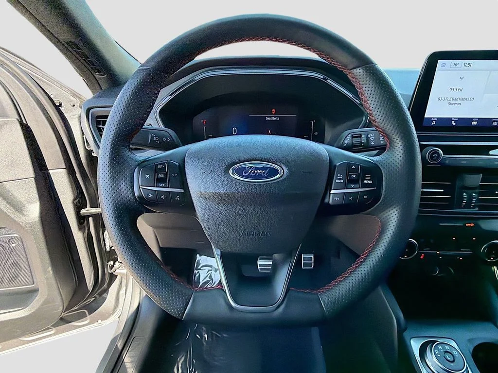 2023 Ford Escape ST-Line - Photo 38