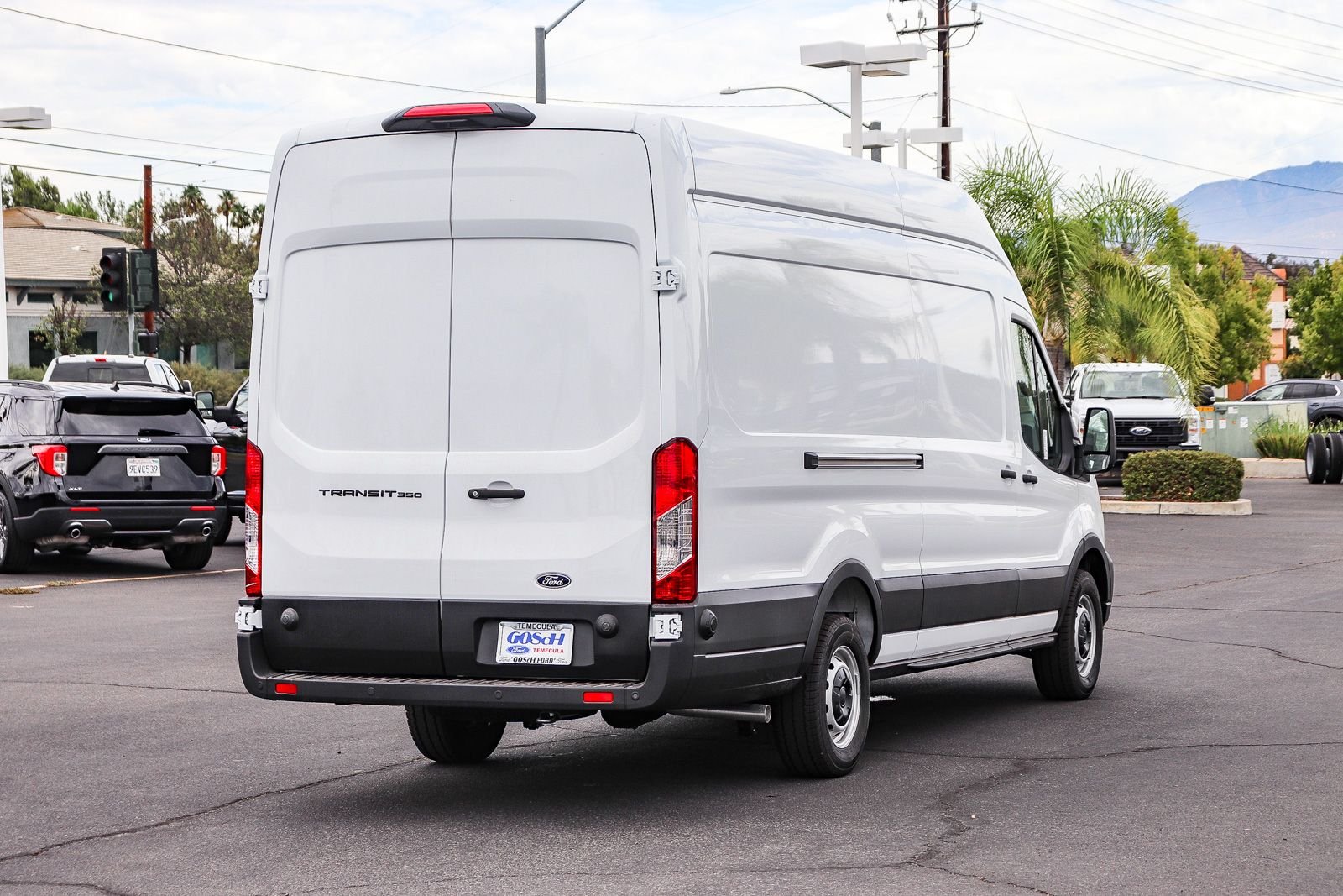 New 2026 Oxford White Ford Cargo Van image 4