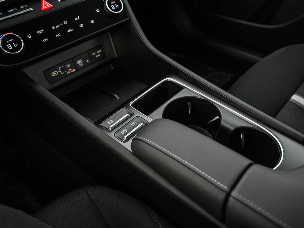 New 2026 Abyss Black Hyundai SEL FWD image 25