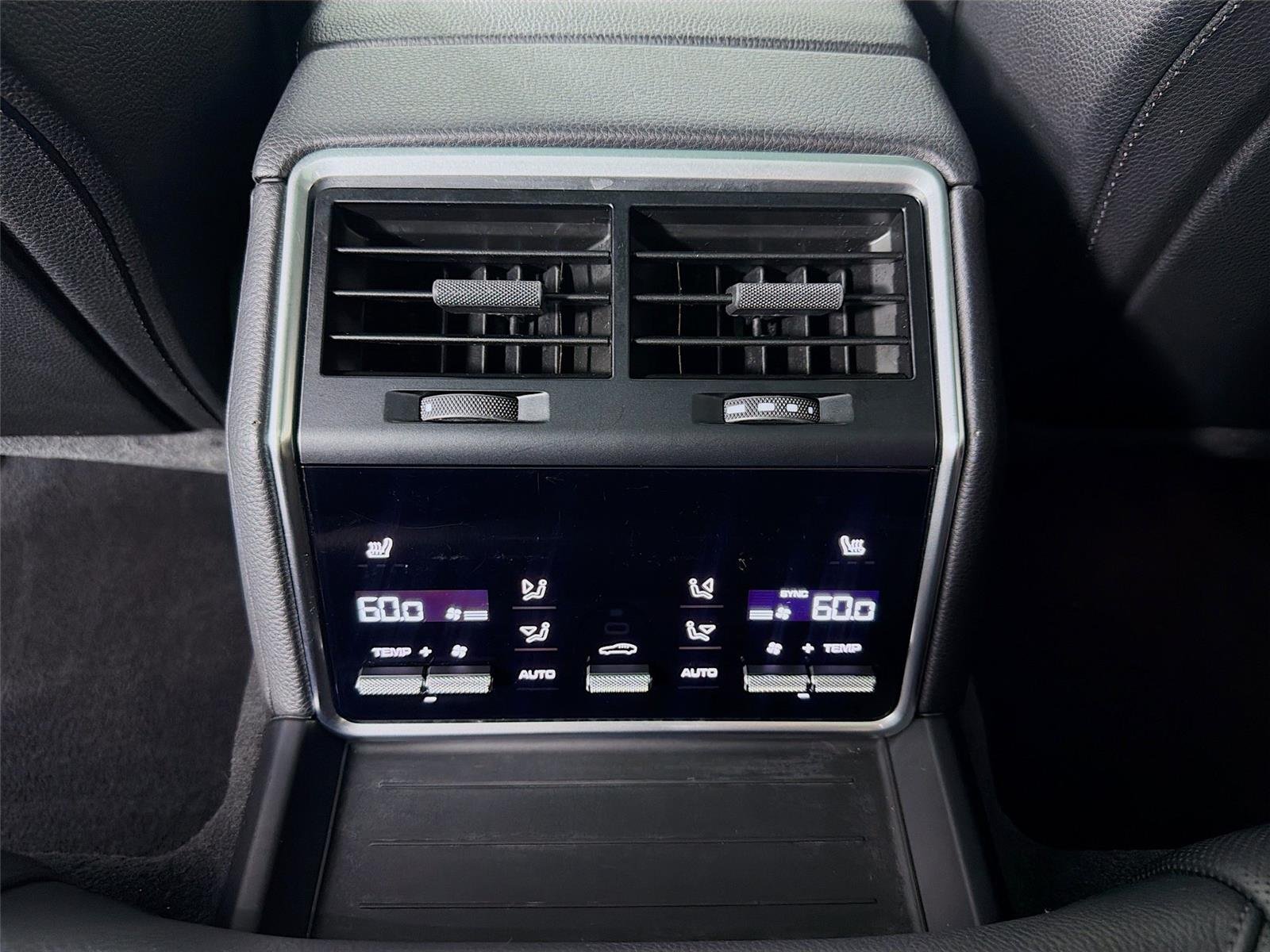Certified Used 2023 Chalk Porsche Platinum Edition image 24