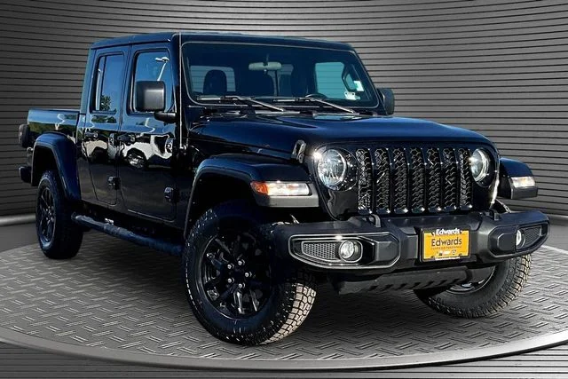 Certified Used 2022 Black Jeep Sport image 3