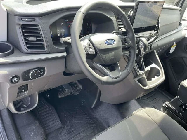 New 2026 Oxford White Ford XLT image 3