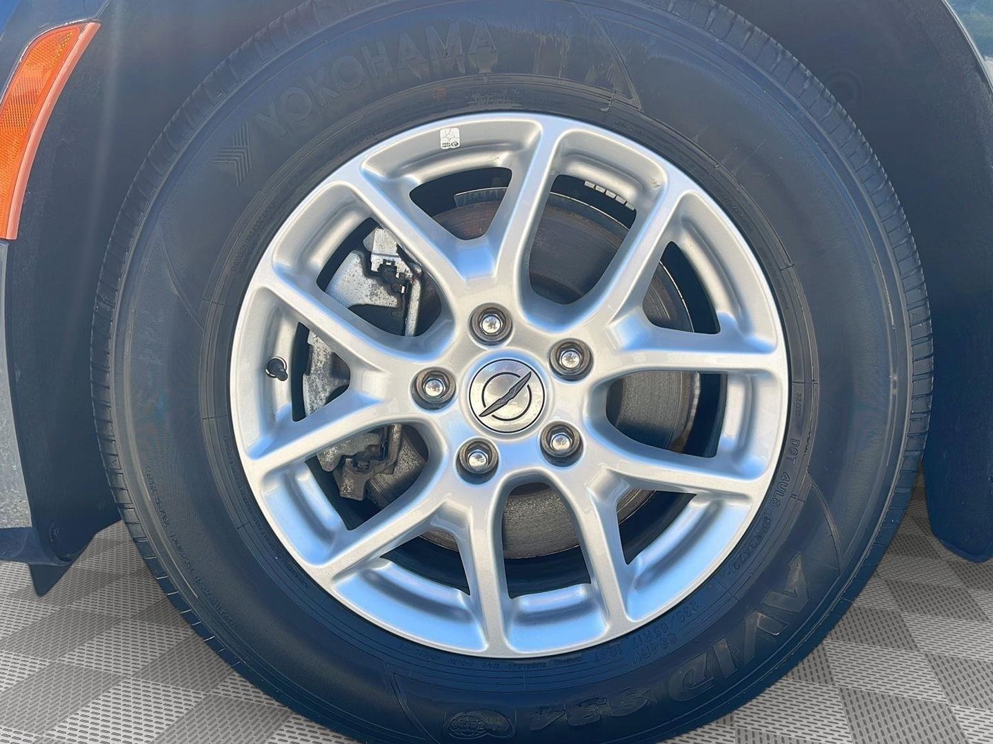 2023 Chrysler Pacifica Touring L - Photo 9