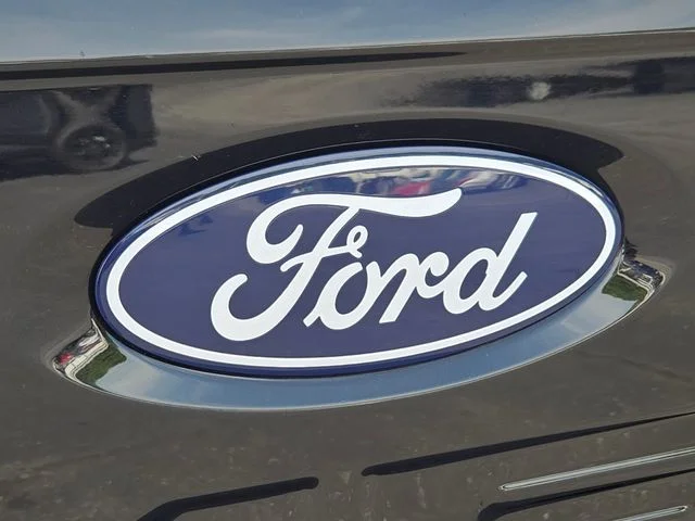 Used 2025 Black Ford XLT image 16