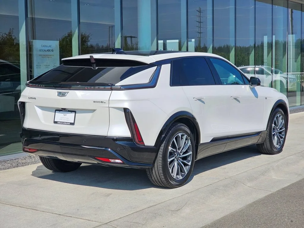 Used 2024 Crystal White Tricoat Cadillac Sport 2 image 5