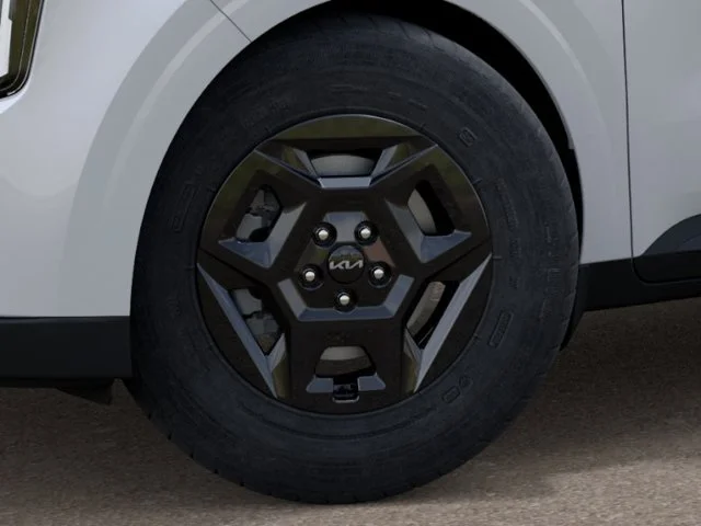 New 2027 White Kia LXS image 9