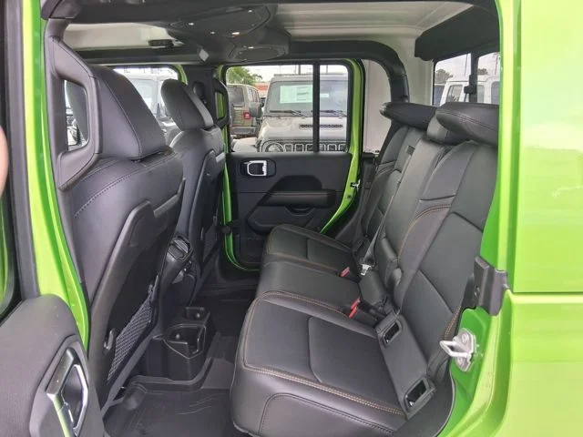 New 2026 Mojito Exterior Paint Jeep Sahara image 21