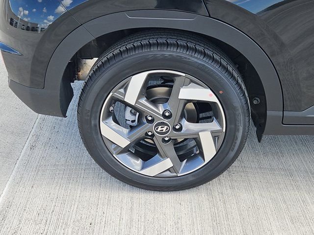 New 2025 Black Hyundai SEL image 5