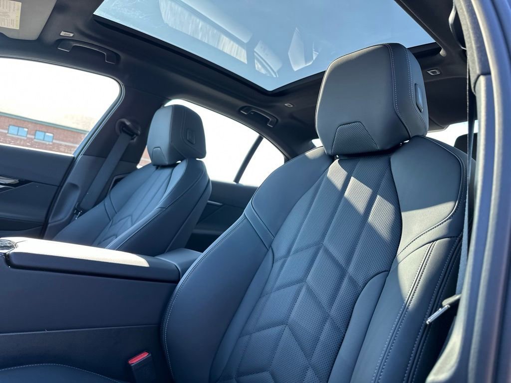 New 2026 Black Sapphire Metallic BMW 530i xDrive image 15