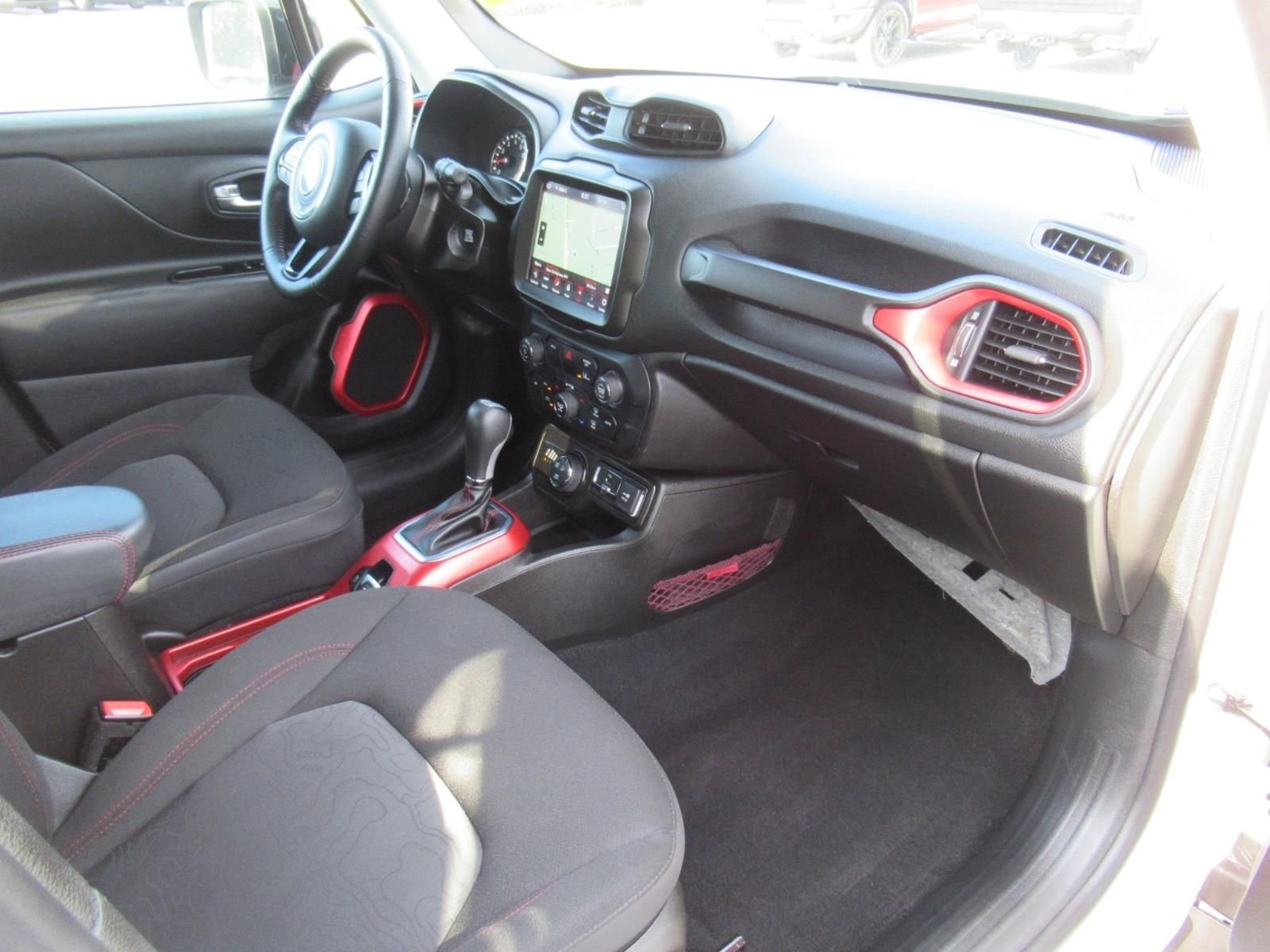Certified Used 2022 White Jeep Trailhawk image 11