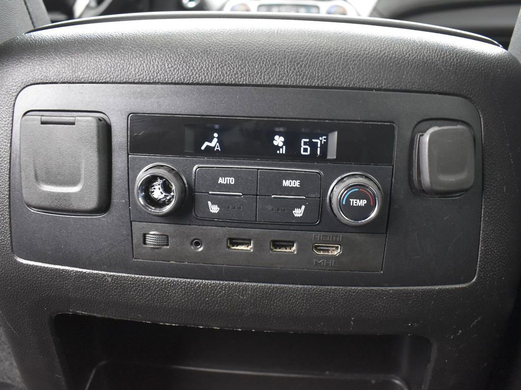 2019 CHEVROLET SUBURBAN - Image 28