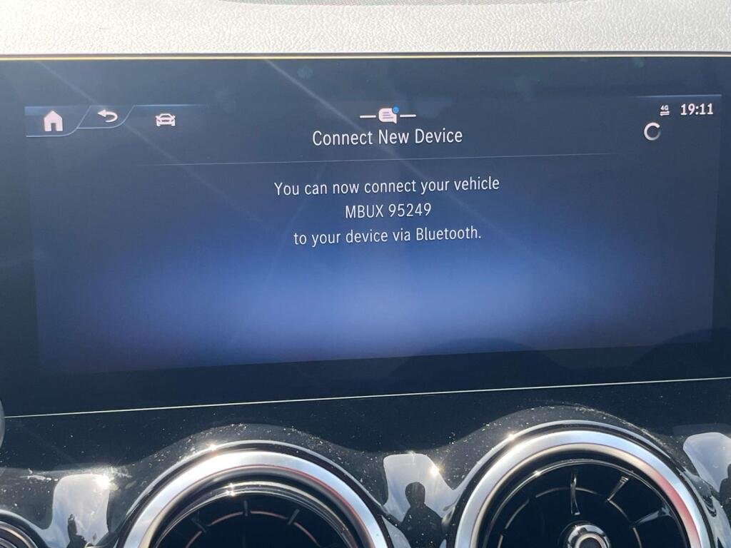 New 2026 Polar White Mercedes-Benz GLA 250 image 27