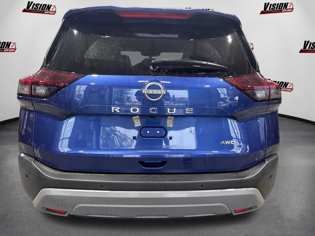 Used 2023 Blue Nissan S image 6