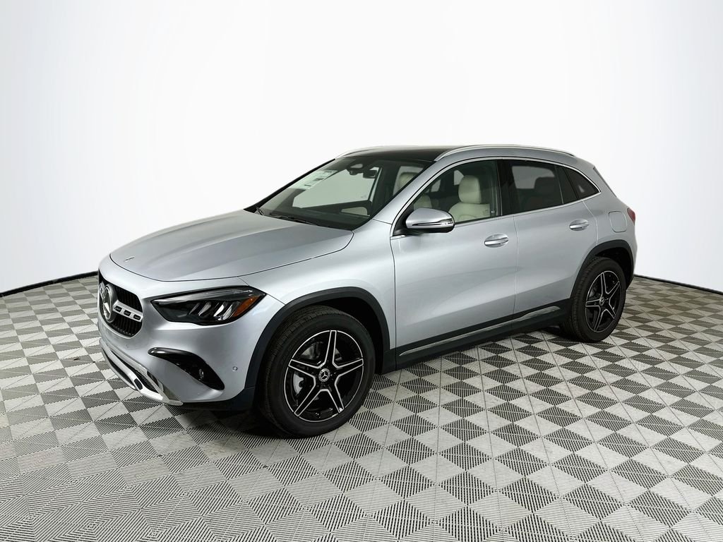Used 2026 Silver Mercedes-Benz GLA 250 image 3
