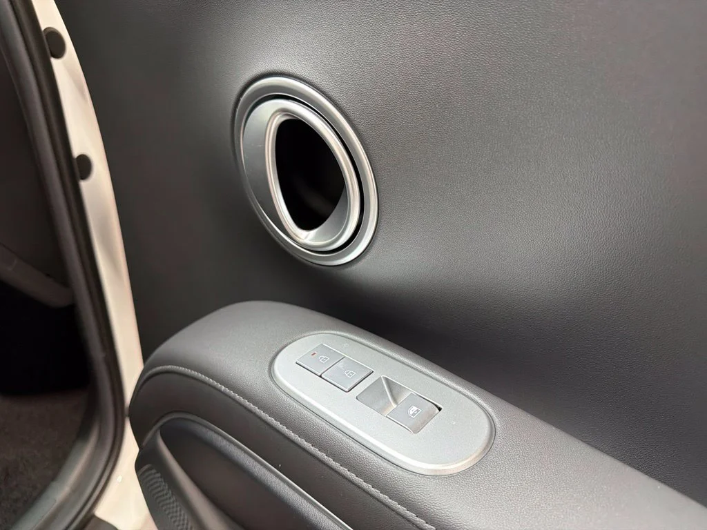 New 2027 Creamy White Pearl Hyundai SEL image 13
