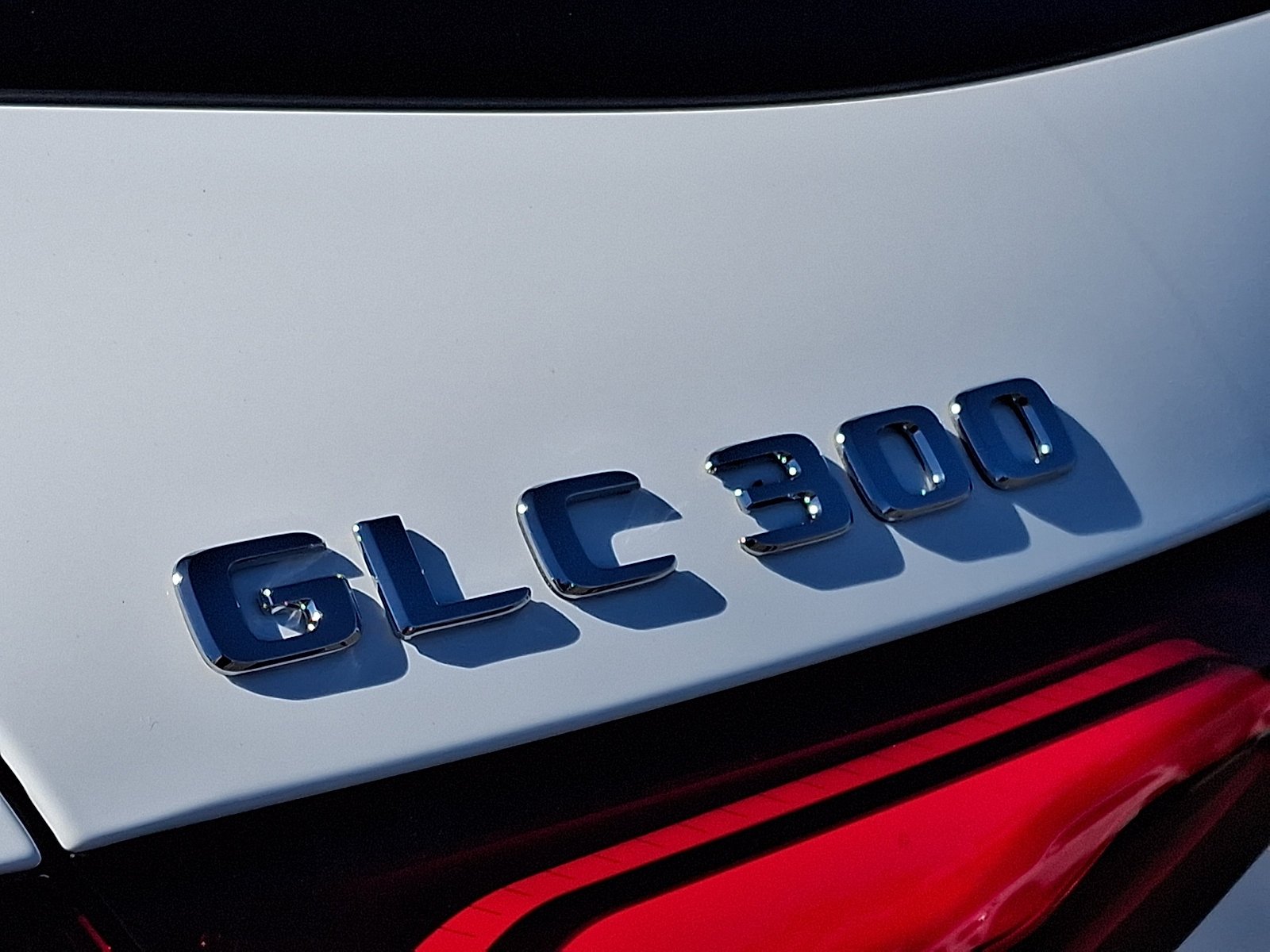 New 2027 Polar White Mercedes-Benz GLC 300 image 15