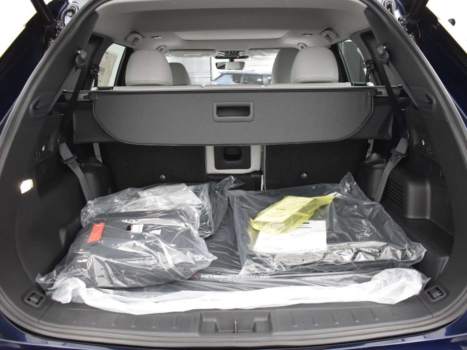 New 2026 Blue Mitsubishi SE 1.5T 2WD image 10