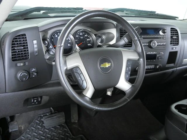 Used 2012 Red Chevrolet LT image 21