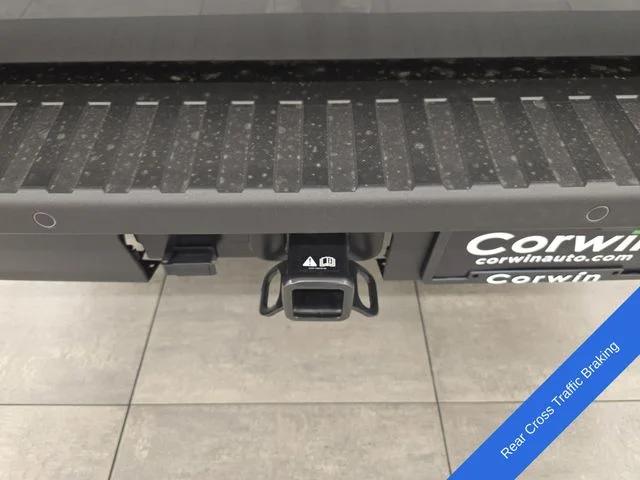 New 2026 Carbonized Gray Metallic Ford XLT image 18