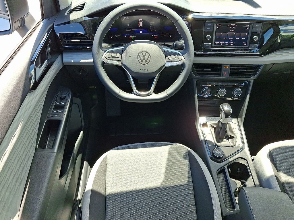 Used 2023 Silver Volkswagen 1.5T S image 12