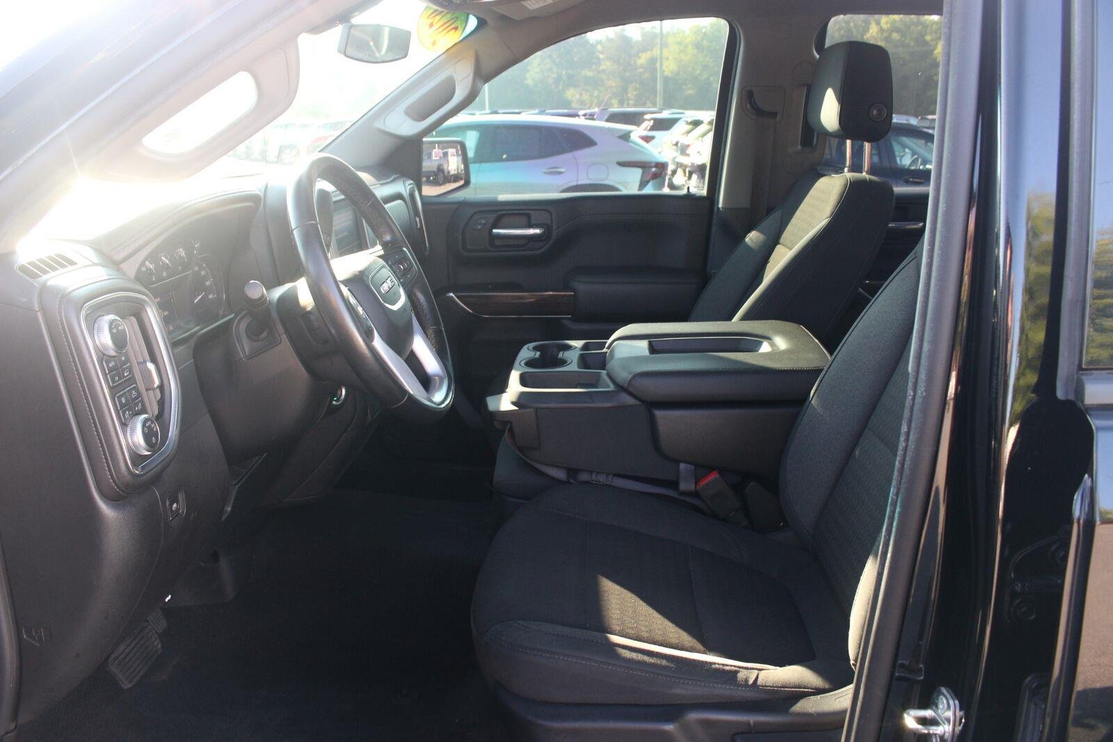 Used 2020 ONYX BLACK GMC Elevation image 15