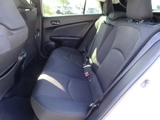 Used 2020 Super White Toyota LE image 9