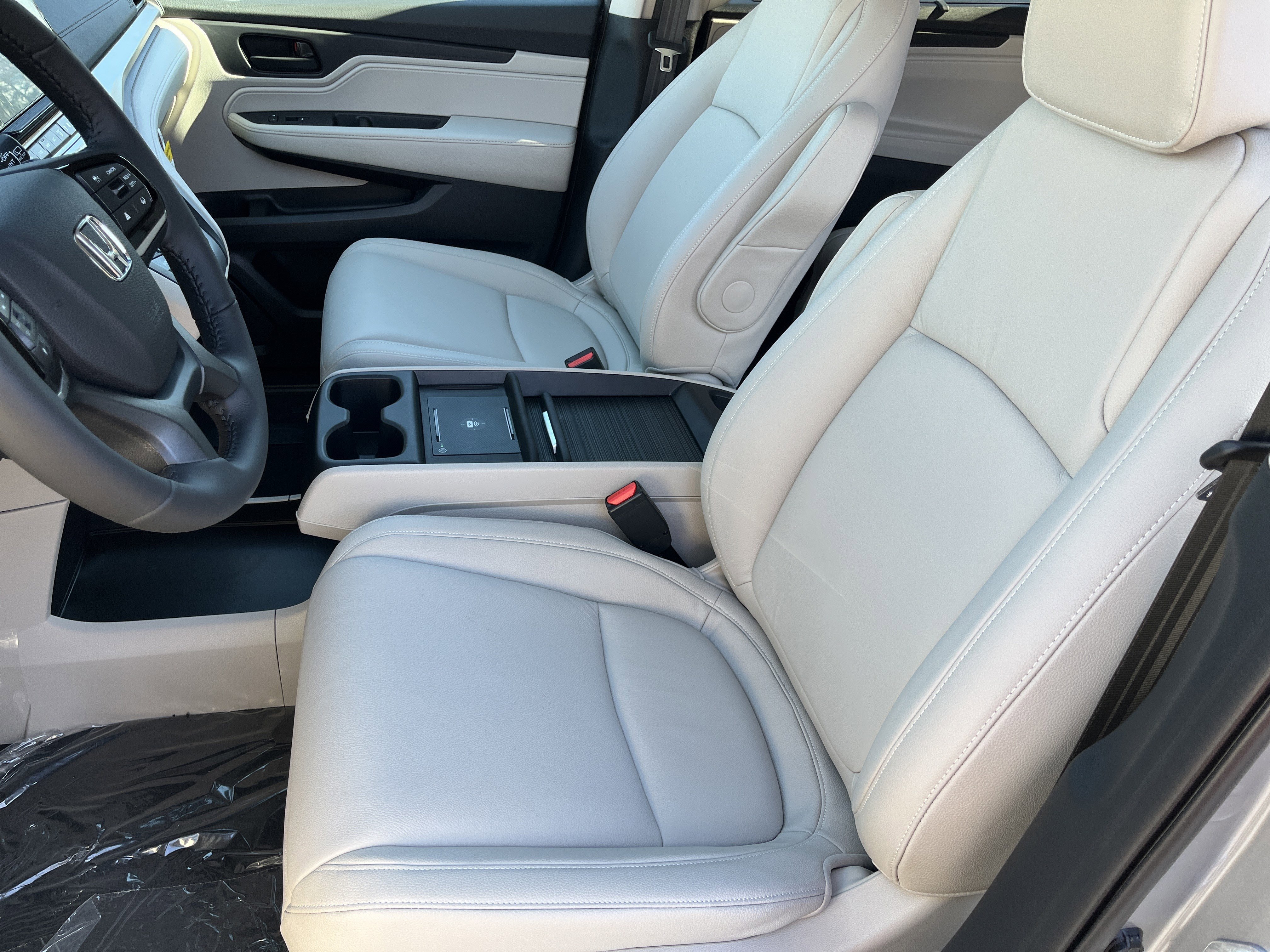 2026 Honda Odyssey EX-L - Photo 17