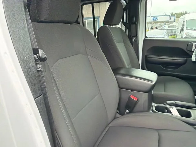 Used 2021 Bright White Clearcoat Jeep Unlimited Sport Altitude image 10