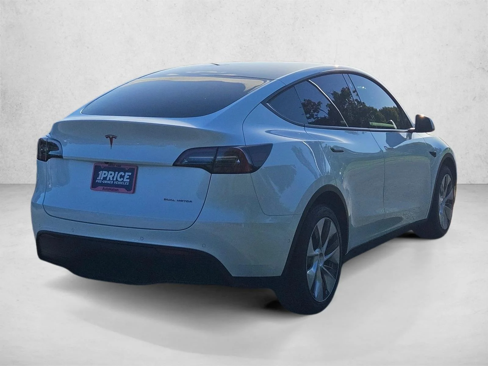 Used 2021 Pearl White Multi- Tesla Long Range image 5