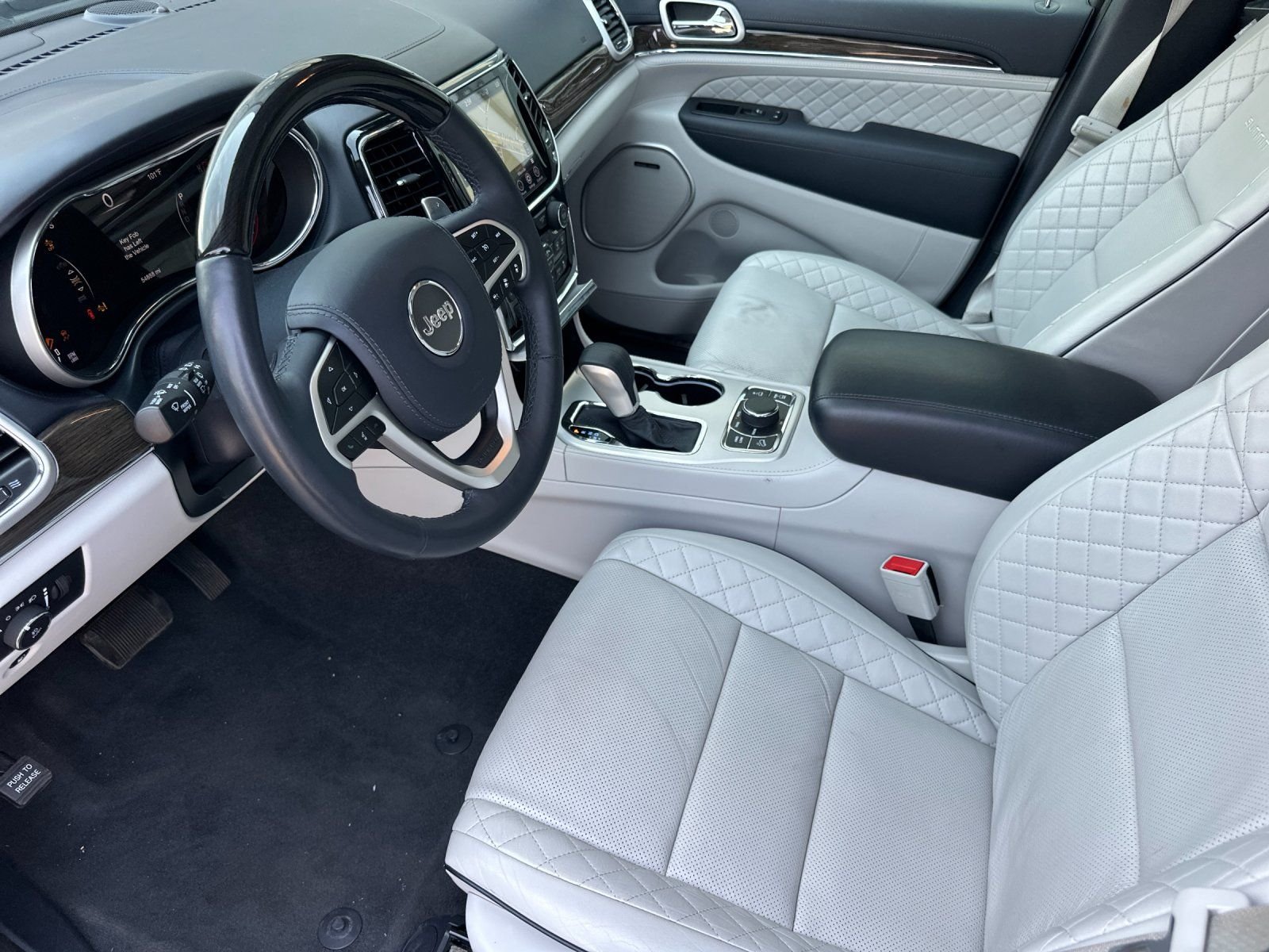 Used 2021 Diamond Black Crystal Pearlcoat Jeep Summit image 9