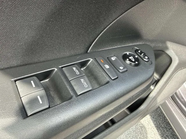 Used 2017  Honda EX-T image 23