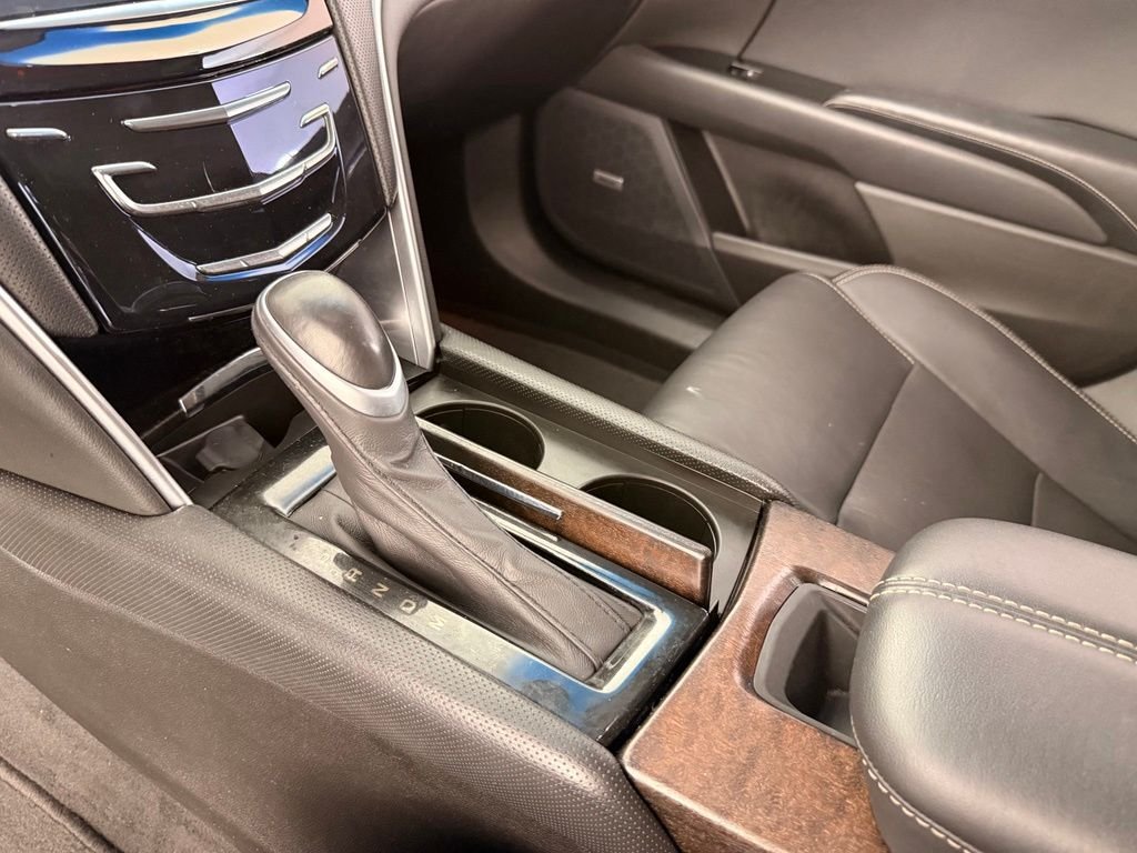 Used 2019 Black Raven Cadillac Luxury image 4